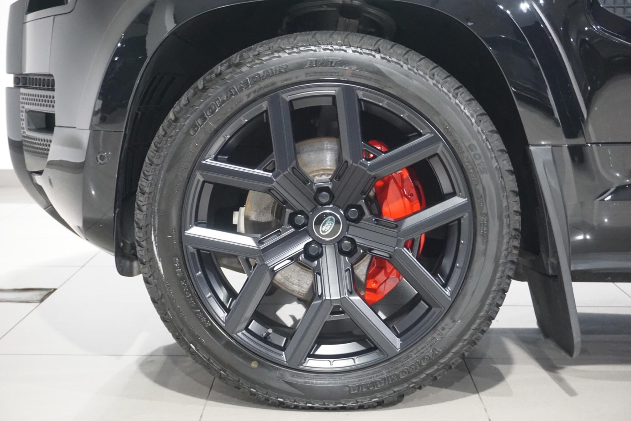 Land Rover Defender 110 3.0 P400 MHEV XS Edition SUV 5dr Petrol Auto 4WD Euro 6 (s/s) (400 ps)